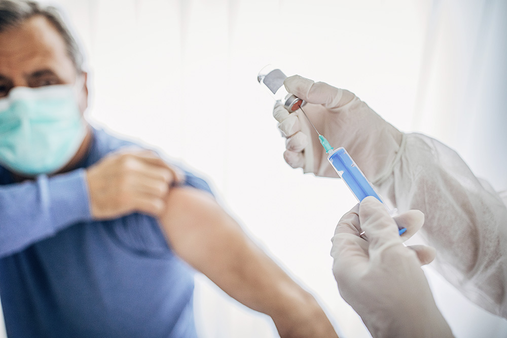 Associazione tra vaccinazione contro influenza e Pneumococco e positività a SARS-CoV-2